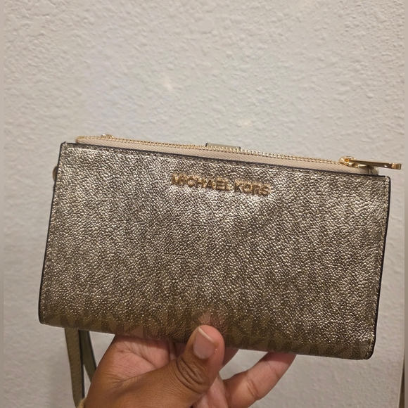 Michael Kors Handbags - Michael Kors Gold Metallic Wristlet Wallet